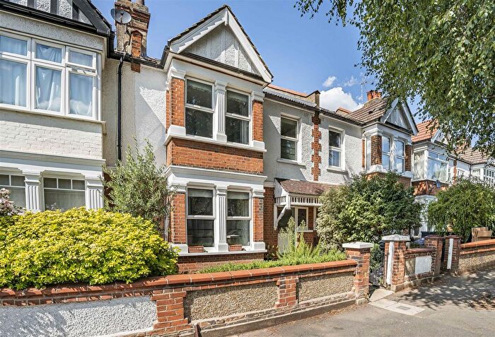 4 Bedroom Terraced House To Rent In Woodstock Avenue, Ealing, W13