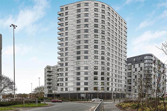 2 Bedroom Apartment For Sale In Alfred Street, Reading, RG1