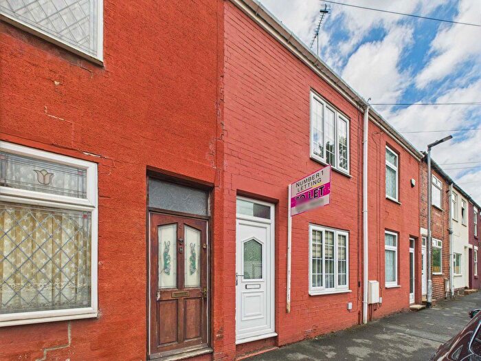 3 Bedroom Terraced House To Rent In Church Street, South Emsall, WF9