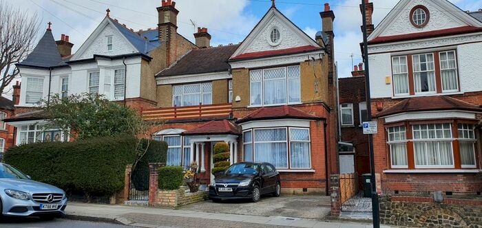 1 Bedroom Flat To Rent In Compton Road, London, N21