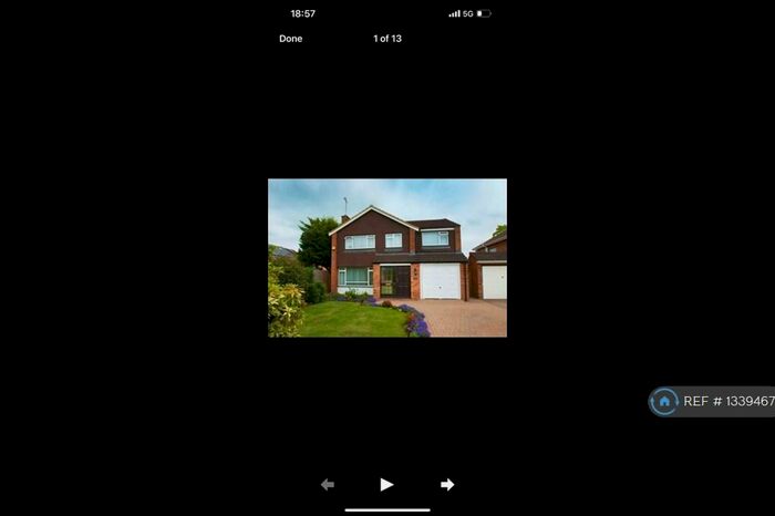 4 Bedroom Detached House To Rent In Burroway Road, Langley, SL3