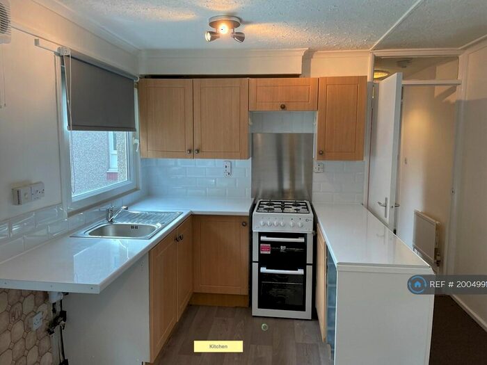 2 Bedroom Flat To Rent In Daybrook (Arnold), Nottingham, NG5