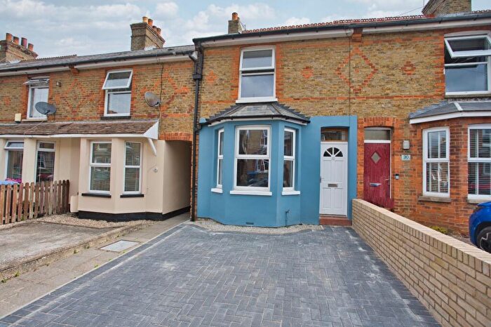 3 Bedroom End Of Terrace House For Sale In Southwall Road, Deal, Kent, CT14