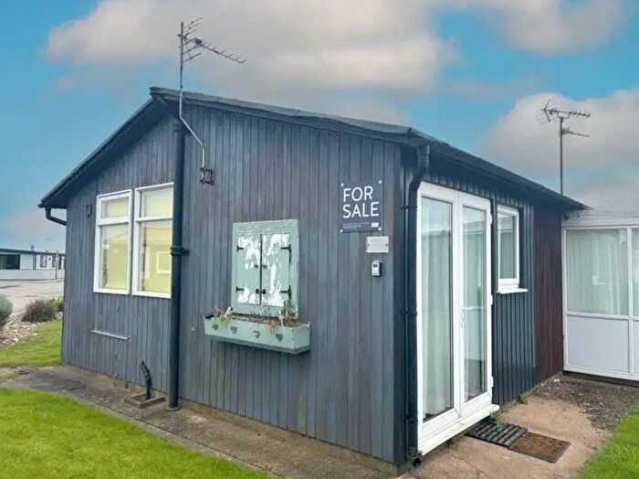 1 Bedroom Lodge For Sale In Wilsthorpe, Bridlington, YO15