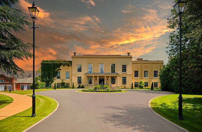 2 Bedroom Flat For Sale In Gorelands Lane, Chalfont St. Giles, HP8