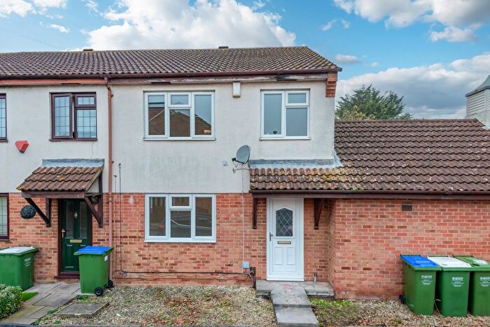 3 Bedroom End Of Terrace House To Rent In Clayworth Close, Sidcup, DA15