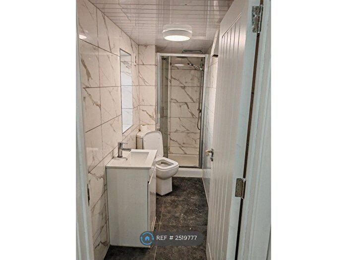 1 Bedroom Flat To Rent In Tomkinson Road, Nuneaton, CV10