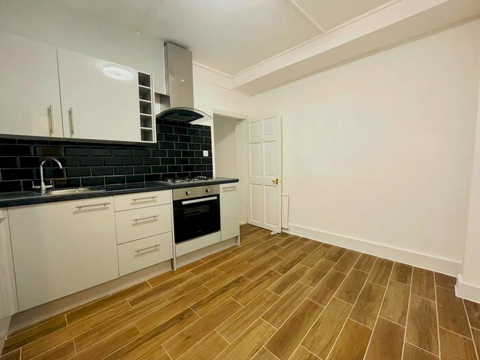 2 Bedroom Maisonette To Rent In Mellison Road, London, SW17