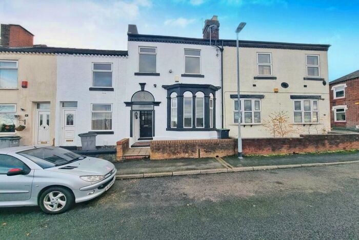 4 Bedroom Property To Rent In West Parade, Stoke-On-Trent ST4