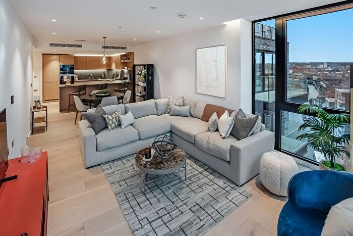 2 Bedroom Flat To Rent In Cadence, Lewis Cubitt Walk, N1C