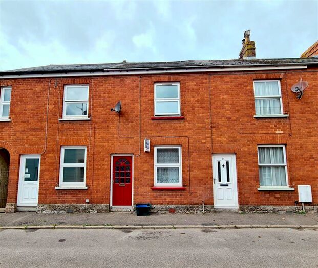 2 Bedroom House To Rent In Melbourne Street, Tiverton, EX16
