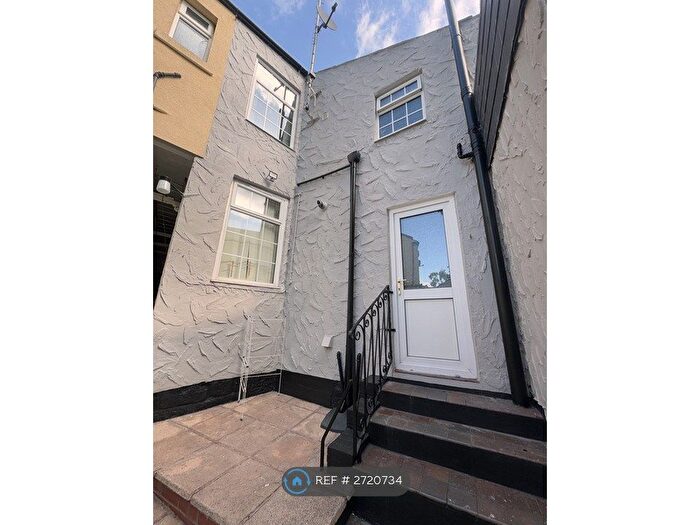 2 Bedroom Terraced House To Rent In Antrobus St, Congleton, CW12