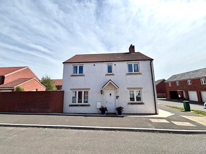 3 Bedroom Detached House For Sale In Twelve Acres, Sherborne, DT9
