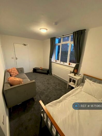 Studio To Rent In Argyle Square, Sunderland, SR2