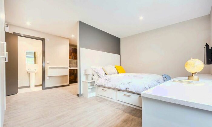 Studio To Rent In Monument House, North Street East, NE1