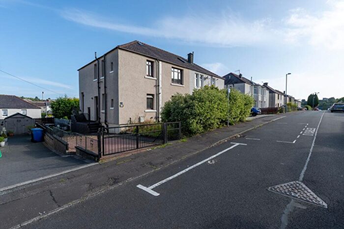 2 Bedroom Flat To Rent In Bannockburn Street, Greenock, PA16
