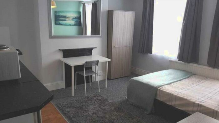 Studio To Rent In Carey Street, Reading, RG1