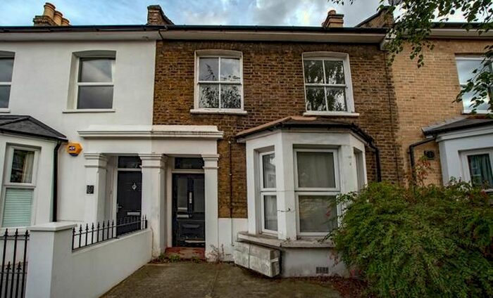 1 Bedroom Flat To Rent In Malpas Road, Brockley, London, SE4