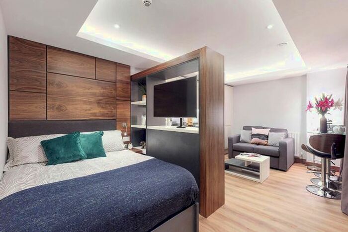 Studio To Rent In Cookridge Street, Leeds, LS2