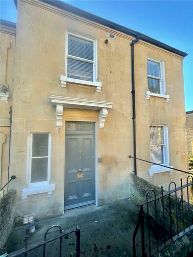 1 Bedroom Apartment To Rent In Belgrave Crescent, Bath, Somerset, BA1