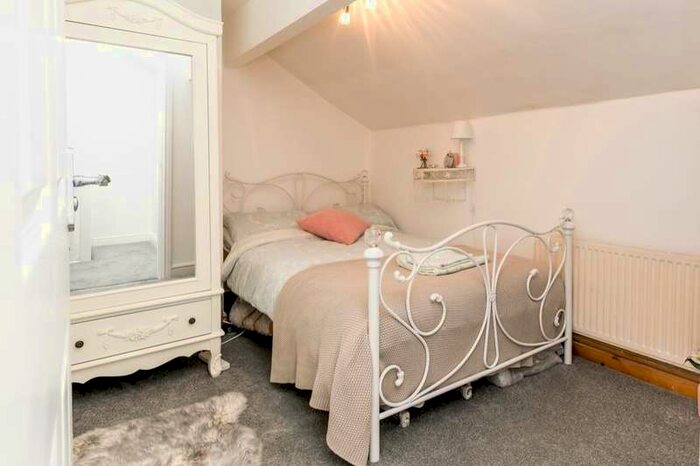 1 Bedroom Property To Rent In Agnes Street, Keighley, BD20