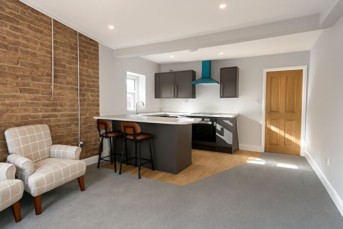 1 Bedroom Flat To Rent In Kingston Road, Leatherhead, KT22