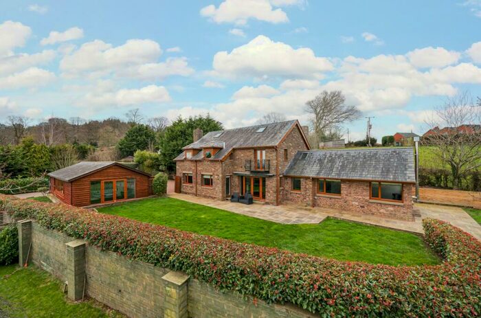 6 Bedroom Detached House For Sale In Kingsthorne, Hereford, Herefordshire, HR2