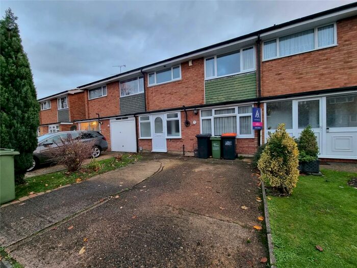 3 Bedroom Terraced House To Rent In Leighton Court, Dunstable, Bedfordshire, LU6