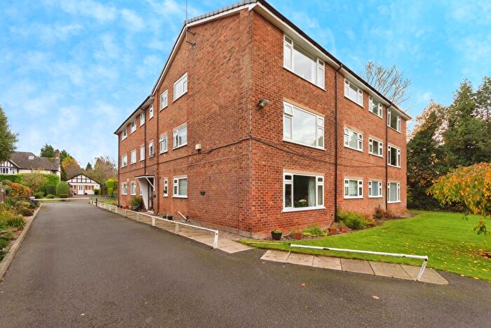 2 Bedroom Flat For Sale In Paradise Lane, Birmingham, B28