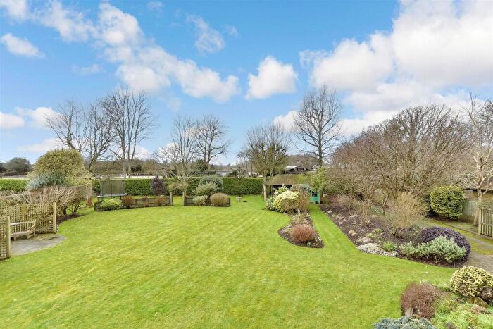 5 Bedroom Detached House For Sale In Winterpit Lane, Mannings Heath, Horsham, West Sussex, RH13