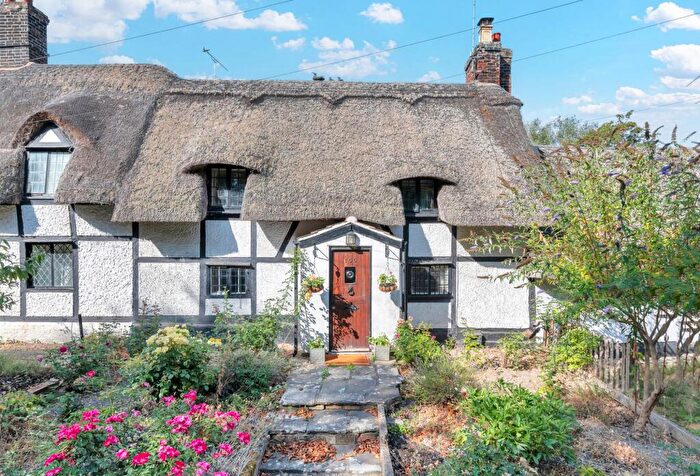 3 Bedroom Cottage For Sale In Ermine Way, Arrington, SG8