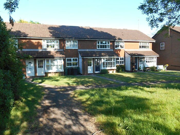2 Bedroom Maisonette To Rent In Windmill Drive, Croxley Green, Rickmansworth, WD3