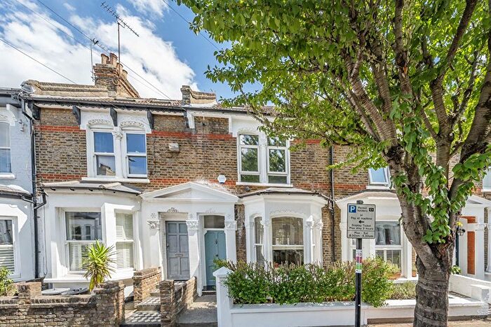 2 Bedroom Terraced House To Rent In Amies Street, Battersea, SW11