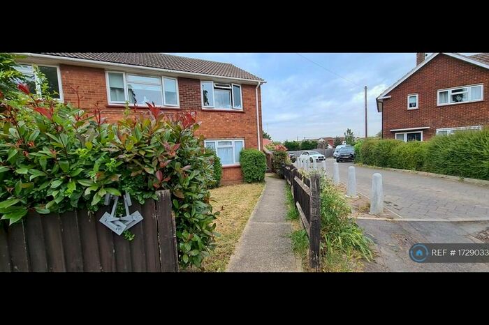 1 Bedroom Flat To Rent In Wainwright Avenue, Hutton, CM13