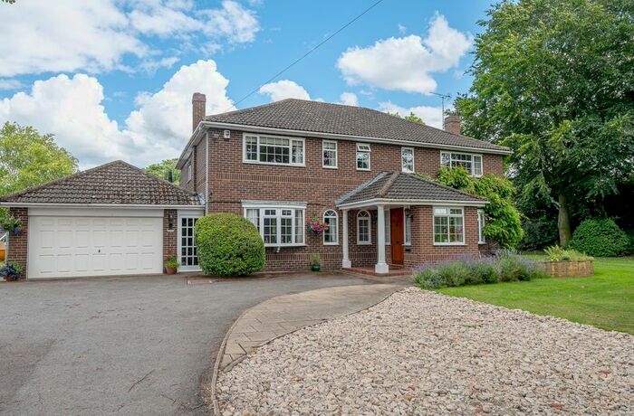 5 Bedroom Detached House For Sale In Main Street, Upper Poppleton, YO26