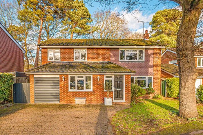 4 Bedroom Detached House To Rent In Netherby Park, Weybridge, KT13