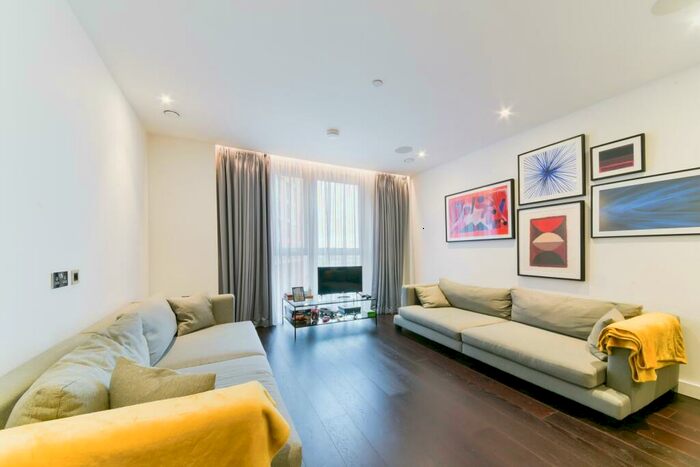 2 Bedroom Flat For Sale In Glacier House, The Residence, Nine Elms, SW11