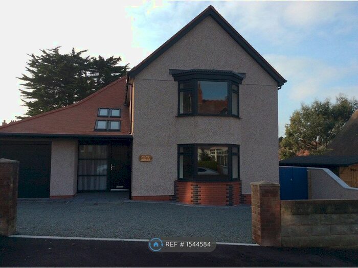 4 Bedroom Detached House To Rent In Roumania Crescent, Llandudno, LL30