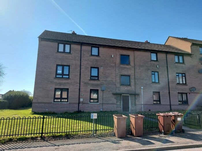 2 Bedroom Flat To Rent In Willowpark Crescent, Mastrick, Aberdeen, AB16