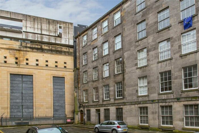 1 Bedroom Flat To Rent In Brighton Street, Old Town, Edinburgh, EH1
