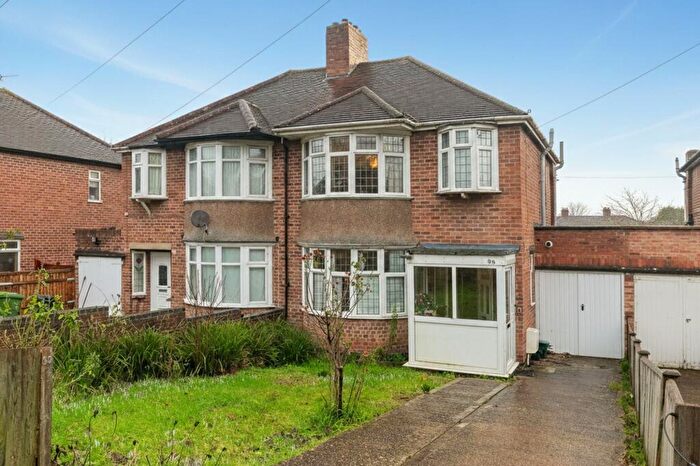 3 Bedroom Semi-Detached House For Sale In Southern-By-Pass, Oxford, OX2