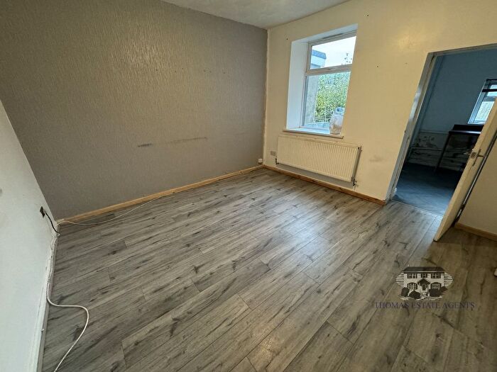 3 Bedroom End Of Terrace House For Sale In Miskin Road, Tonypandy, Rhondda Cynon Taff., CF40