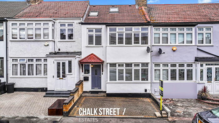 4 Bedroom Terraced House For Sale In Benets Road, Hornchurch, RM11