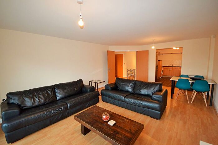 2 Bedroom Flat To Rent In Westfield Terrace, City Centre, Sheffield, S1