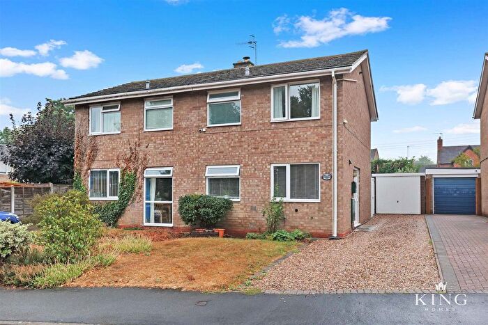 3 Bedroom Semi-Detached House For Sale In Sanders Road, Salford Priors, Evesham, WR11