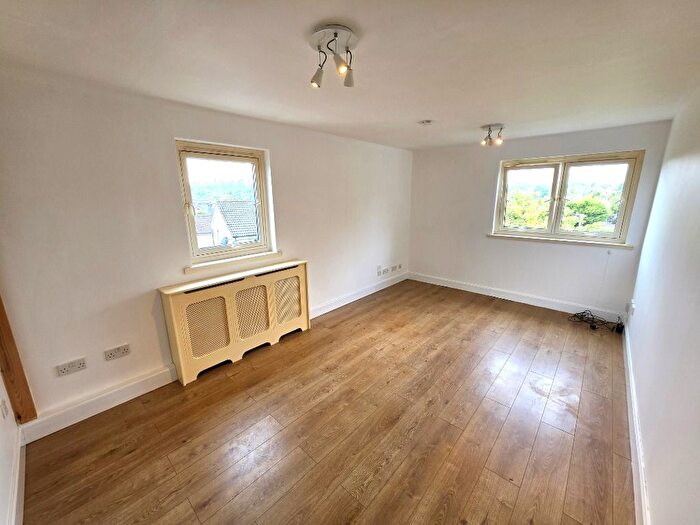1 Bedroom Flat To Rent In Shapinsay Court, Sheddocksley, Aberdeen, AB15