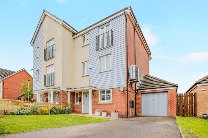 4 Bedroom Semi-Detached House For Sale In Fircrest Way, Wath Upon Dearne, Rotherham, S63
