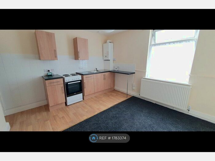 1 Bedroom Flat To Rent In Annesley Road, Hucknall, Nottingham, NG15