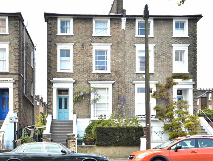 1 Bedroom Flat To Rent In Cantelowes Road, Camden, London, NW1