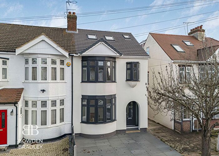 4 Bedroom Semi-Detached House For Sale In Donington Avenue, Barkingside, IG6